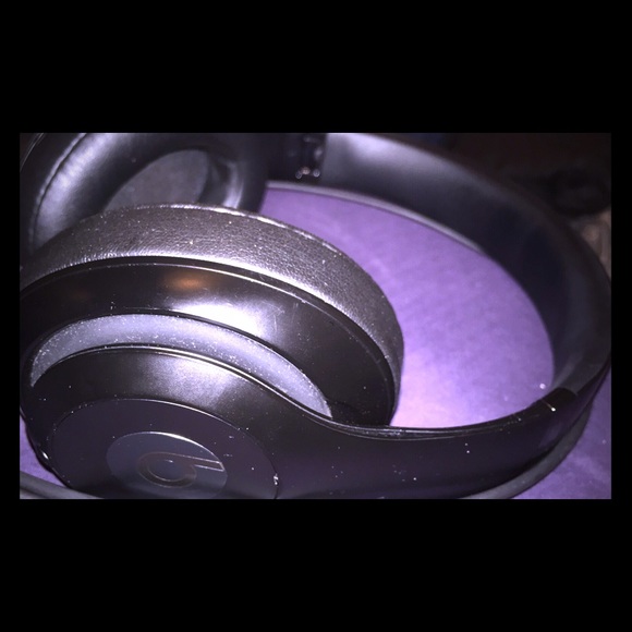 BEATSBYDRE ( STUDIO 3 ) - Picture 1 of 5